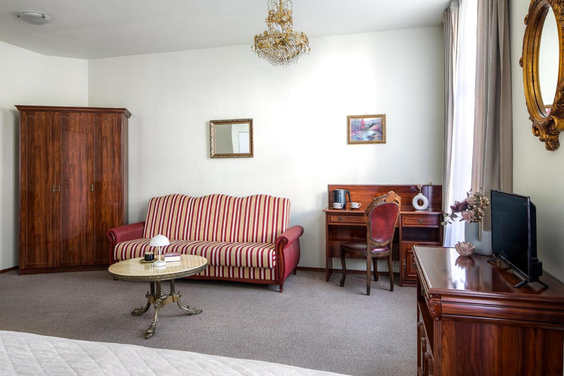 Old Time Aparthotel Краков Экстерьер фото